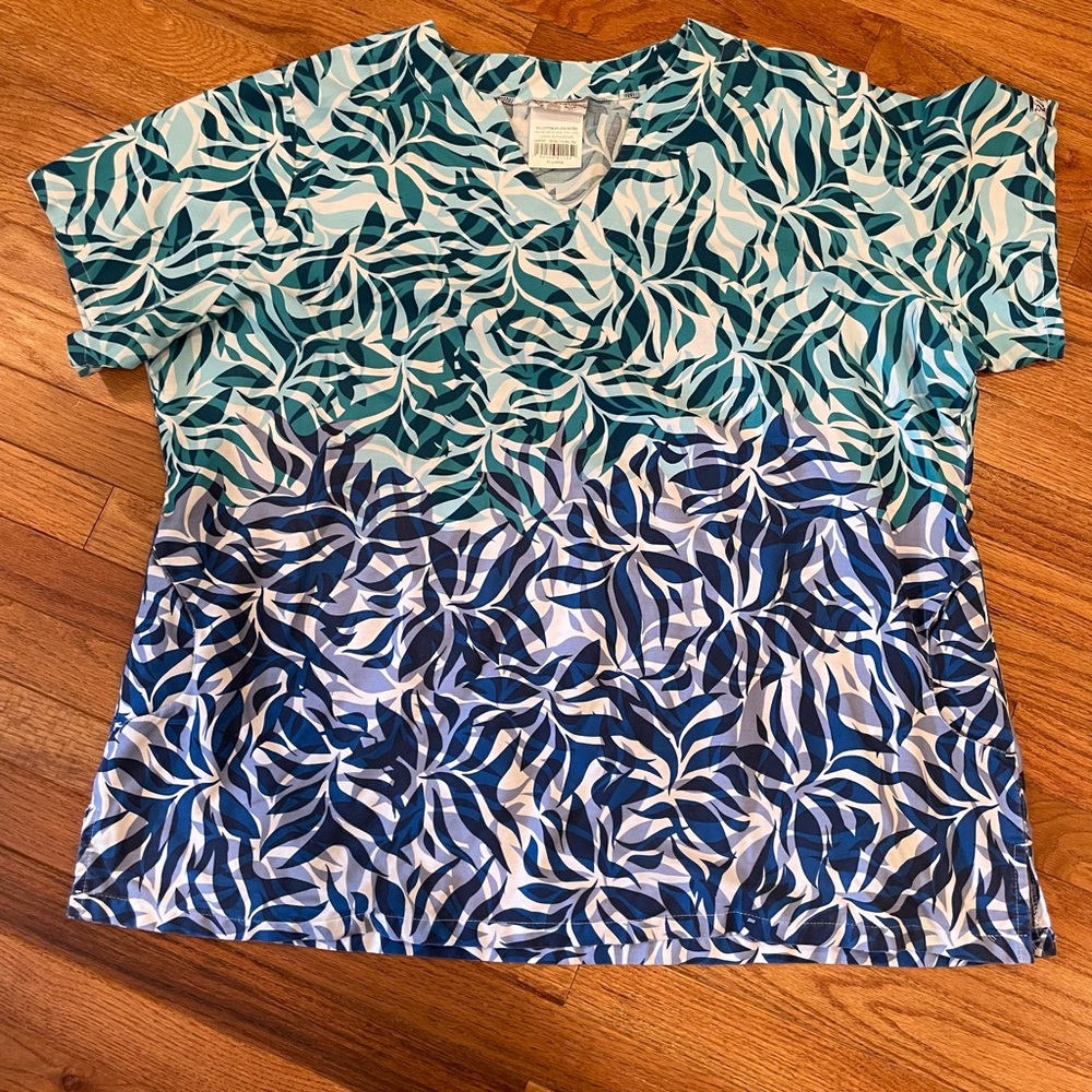 Women’s scrub top 2XL